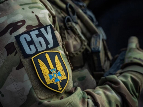 У Запоріжжі викрили диверсанта, який заробляв на підпалах залізничної інфраструктури та автівок ЗСУ (фото)