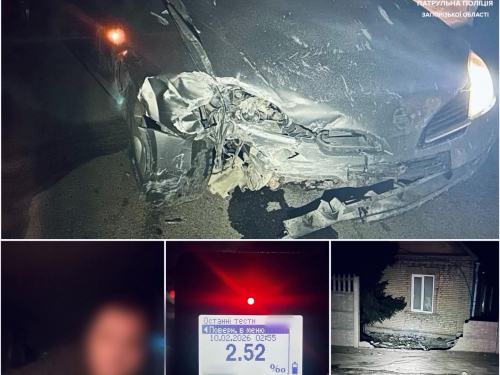 У Запоріжжя п'яний водій врізався в паркан - поліцейські знайшли його під час комендантської години