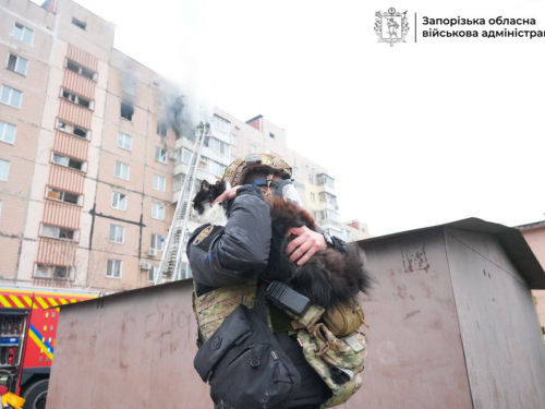 Ворог серед біла дня атакував багатоповерхівку у Запоріжжі - що відомо про наслідки