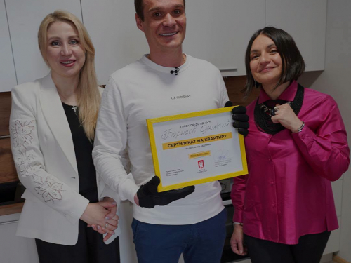 Захиснику Маріуполя надали квартиру за програмою підтримки ветеранів, фото: Фонд Ріната Ахметова 