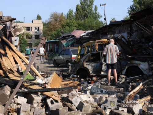 Наслідки масовано-комбінованого удару по Запоріжжю 11 серпня. Фото Нацполіції