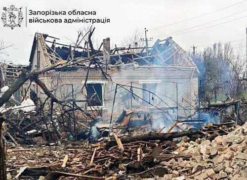 Атаки не стихають: росіяни вдарили по Запорізькому району дронами — троє людей поранено (фото)