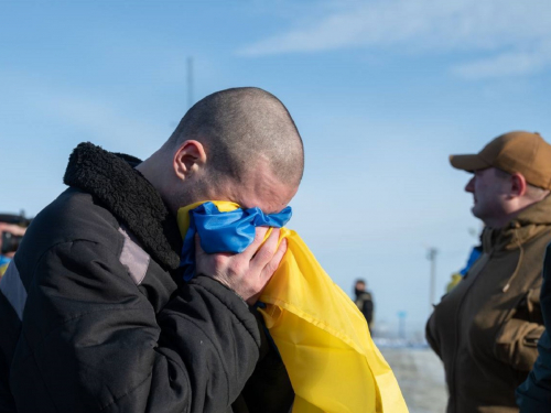 Понад 200 військових повернулися до України з російського полону – вони можуть отримати допомогу