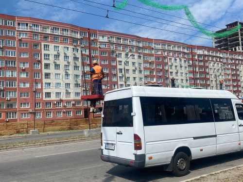 Маршрутка у Південному мікрорайоні Запоріжжя. Фото: Ірина Єгорова