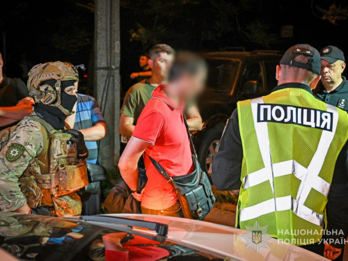 Розстріляв знайомого на вулиці - у Запоріжжі затримали підозрюваного у вбивстві (фото, відео)