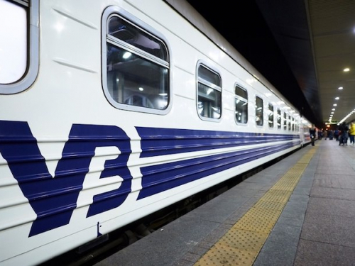 Обстріли рф зірвали графік – запорізькі поїзди йдуть із запізненням