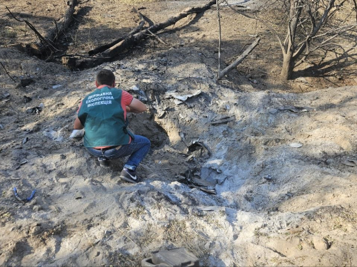 Після російських атак на Запоріжжя екологи зафіксували забруднення ґрунту, відходи руйнувань і пожежі у двох районах міста