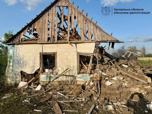 На Запоріжжі внаслідок ворожих атак загинула людина та отримали поранення двоє правоохоронців - подробиці (фото)