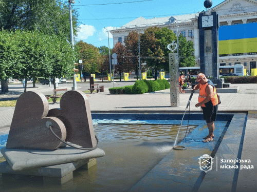 Чому на бульварі Шевченка працюють лише два фонтани  - запорізькі комунальники розповіли про міські &quot;водограї&quot; 