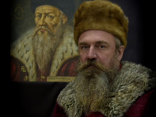 У Запоріжжі покажуть, як відомий фотохудожник перетворив своїх земляків на історичні постаті 