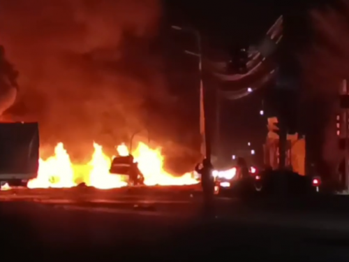 Є загиблі, палає СТО - росіяни атакували КАБами Запоріжжя (відео)