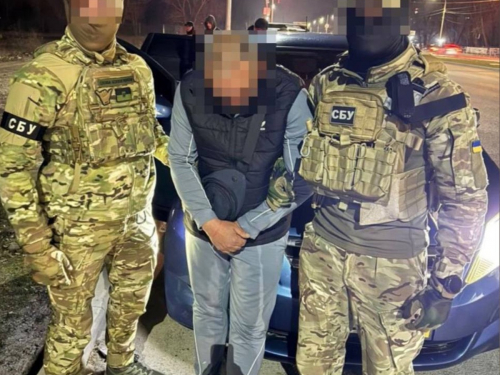 Обіцяв відстрочку і виїзд за кордон: у Запоріжжі викрили схему з підробленими довідками