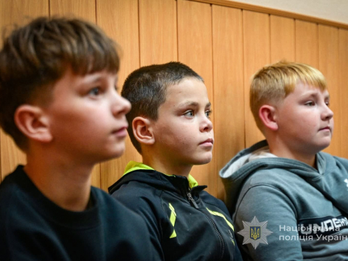 У Запоріжжі троє дітей допомогли поліції знайти зниклу дитину