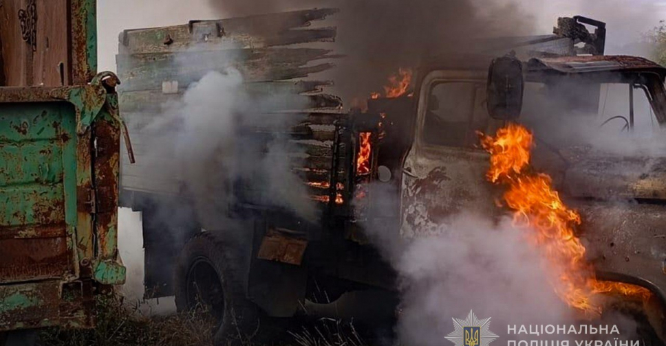 Обстріл автобуса, складу та рятувальників: на Запоріжжі внаслідок атак загинула людина, є поранені (фото)