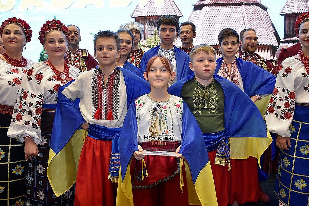 Вчилися бути козаками — музичний скетч запорізької філармонії занурив маленьких глядачів у героїчне минуле