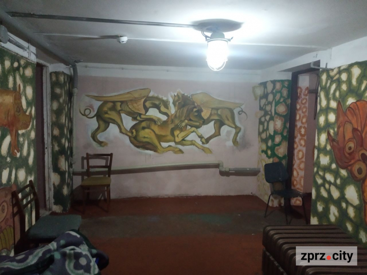 У запорізькому музеї укриття перетворили на дивовижний казковий простір - фото
