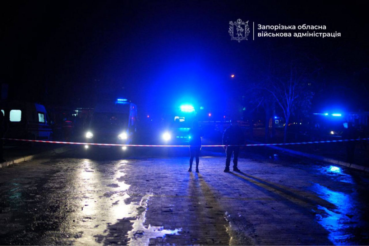 Атака на Запоріжжя: у Хортицькому районі внаслідок удару є загиблі та постраждалі (фото, відео)