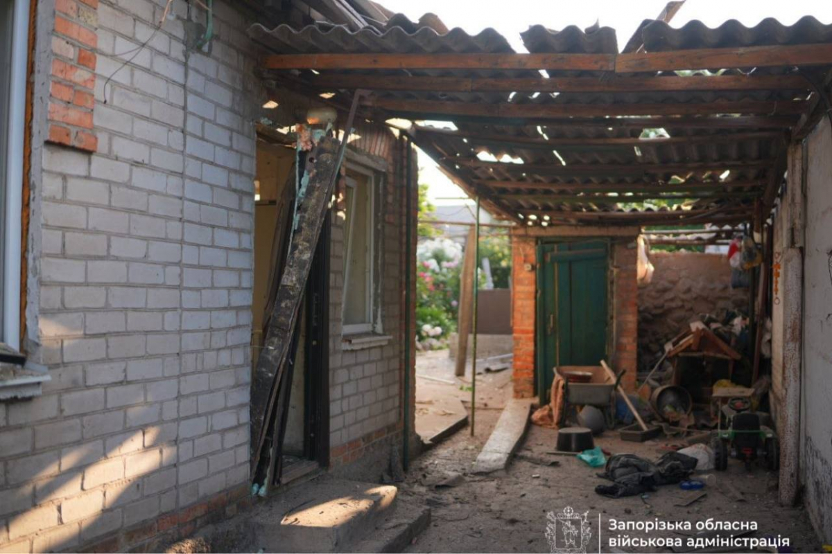 Зросла кількість постраждалих внаслідок комбінованої атаки по Запоріжжю (фото, відео) 