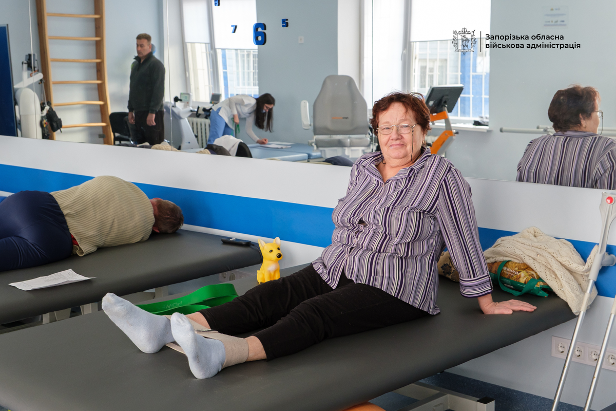 Від реанімації до перших кроків:  як у Запорізькій області повертають людей до життя (фото, відео)