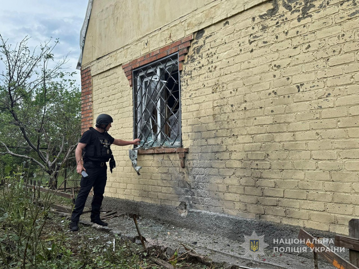 Атакували одразу три напрямки - росіяни били дронами та артилерією по населених пунктах Запорізької області (фото)