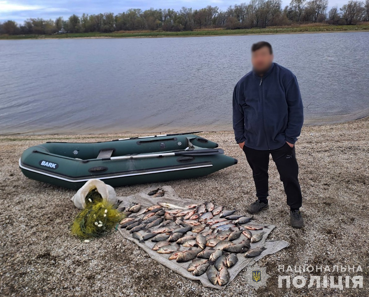 Виловив рибу на 140 тисяч гривень – у Запорізькій області затримали браконьєра
