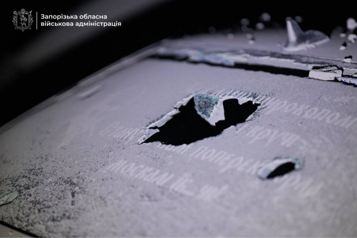 Знищили АЗС та пошкодили будинки: що відомо про наслідки нічної комбінованої атаки по Запоріжжю (фото, відео)