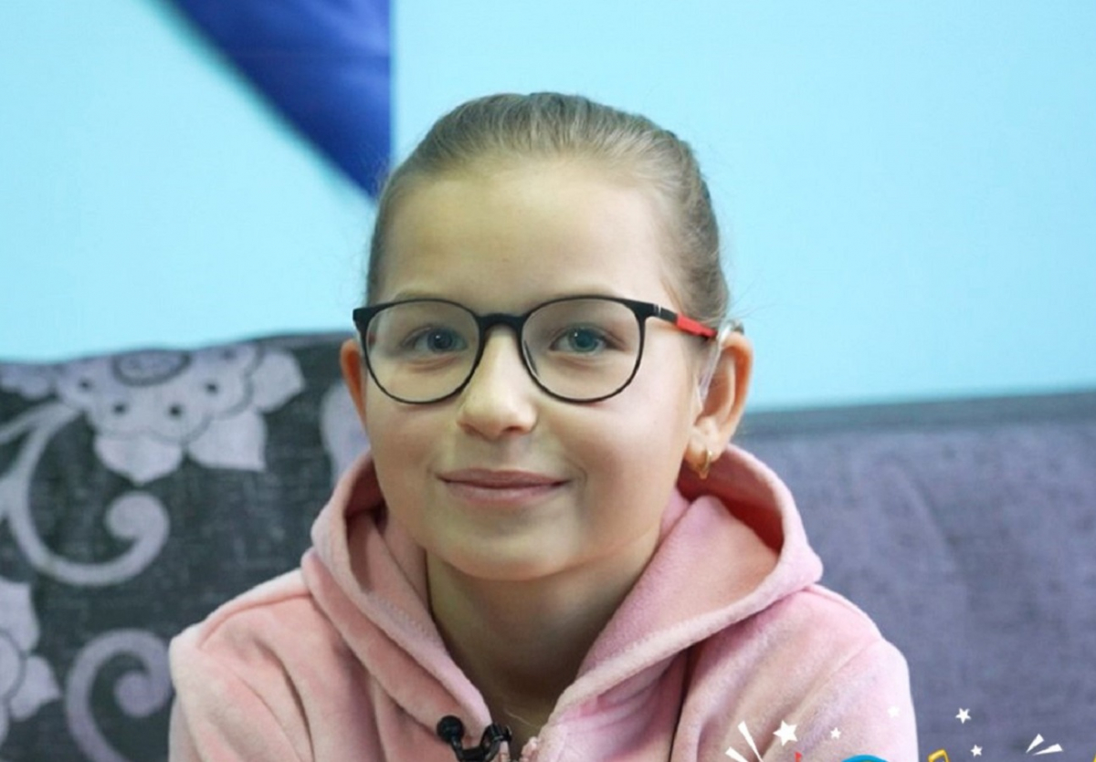 «Ми плакали — наша дитина почула звуки»: Дарина з Харківщини отримала сучасні слухові апарати