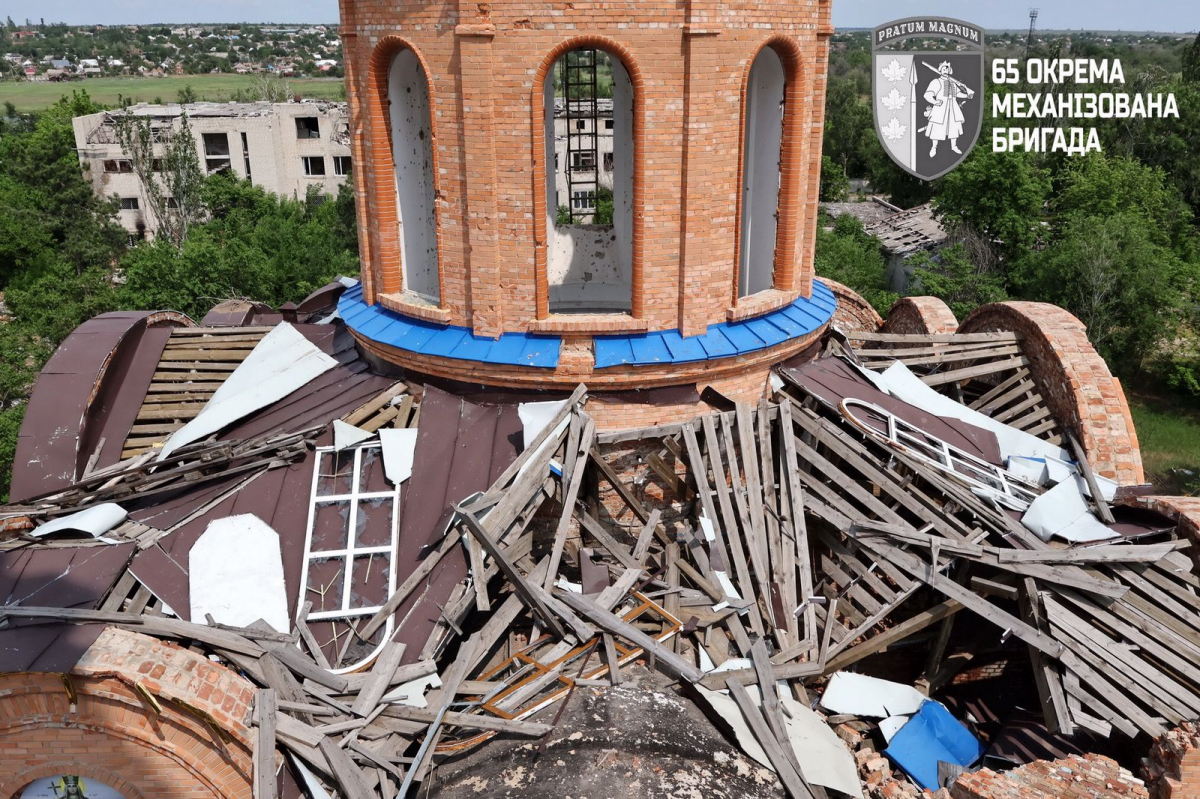 Місто-привід, в якому досі живуть люди - на розбомблений пустельний Оріхів моторошно дивитись (відео)