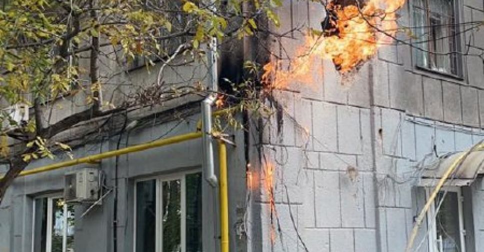 Ворог завдав ракетного удару по Запоріжжю: постраждали житлові будинки