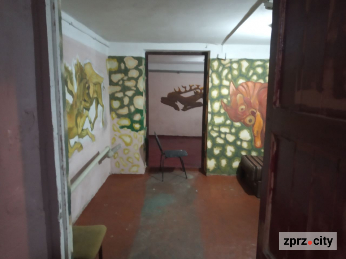 У запорізькому музеї укриття перетворили на дивовижний казковий простір - фото