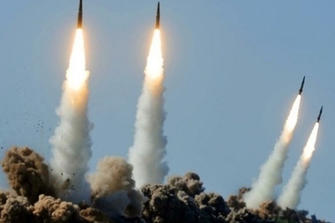 Росіяни завдали ракетного удару по Запоріжжю: загинули двоє людей