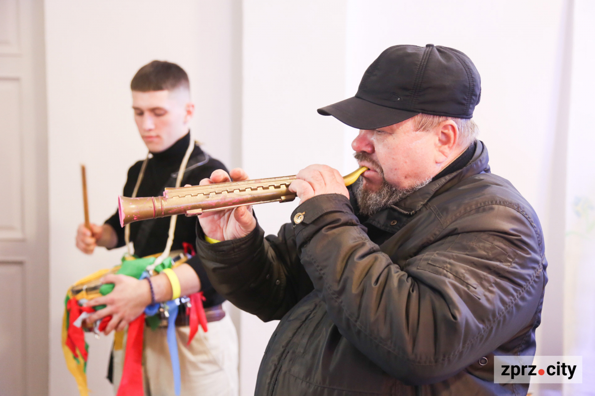 Виставою про викрадених росією дітей у Запоріжжі відкрили мистецький фестиваль - фото