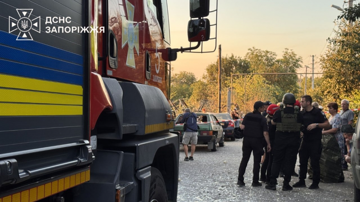 Два райони Запоріжжя атакували КАБами та дроном: є загиблий та поранені (фото, відео)