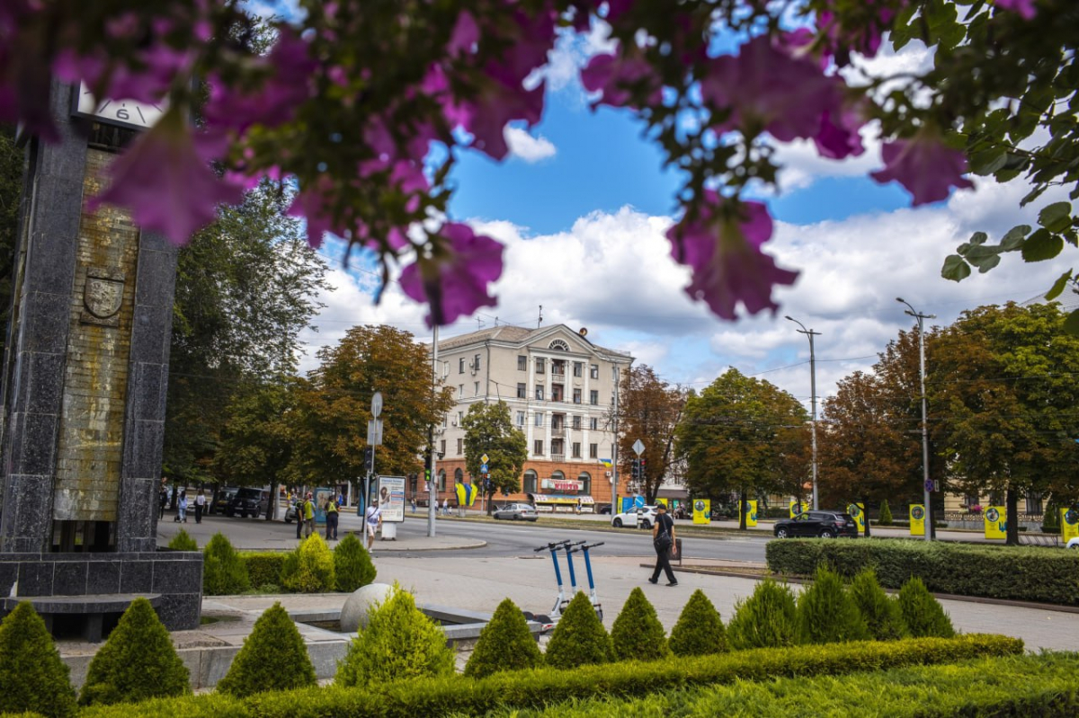 Спекотно та хмарно - якою буде погода в Запоріжжі наприкінці робочого тижня 