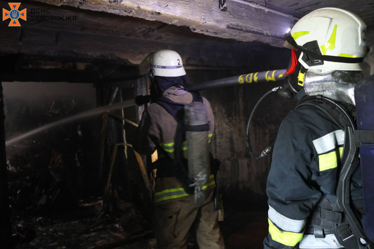 На одному із запорізьких підприємств сталась масштабна пожежа - подробиці (відео, фото)