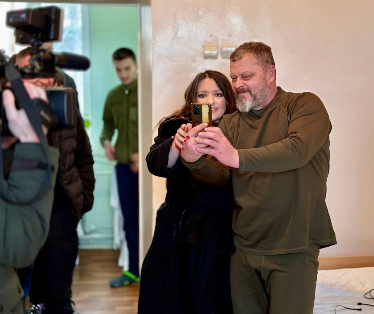 Відома співачка побувала у Запоріжжі, щоб підтримати військових - фото