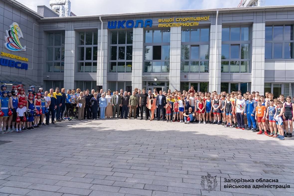 Прийматиме тисячу атлетів щодня - у Запоріжжі відкрили оновлену спортшколу після тривалої реконструкції (фото, відео)