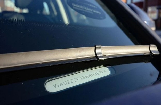 Що означають перші три символи у ВІН-коді