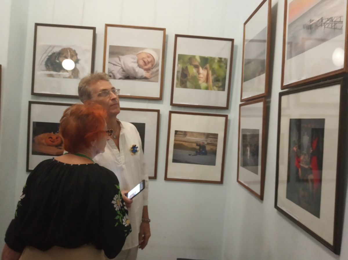 У Запоріжжі відкрили виставку фотохудожників нової хвилі - фото