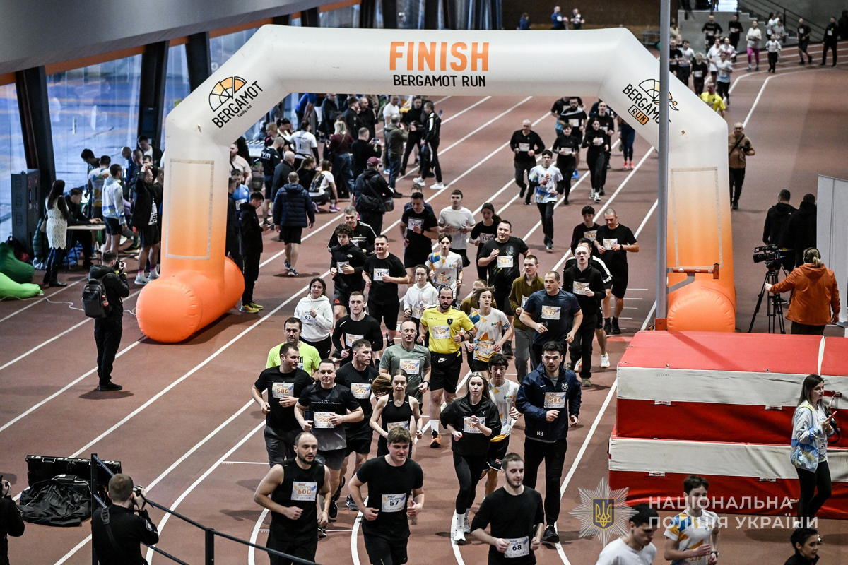 Всеукраїнський забіг пам'яті загиблих співробітників Національної поліції України відбувся у Запоріжжі