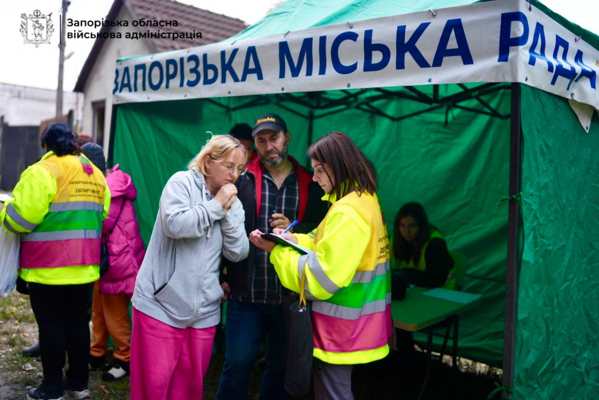 Масована атака на Запоріжжя - загибель 7-річний хлопчика, поранені та зруйновані будинки (фото, відео)