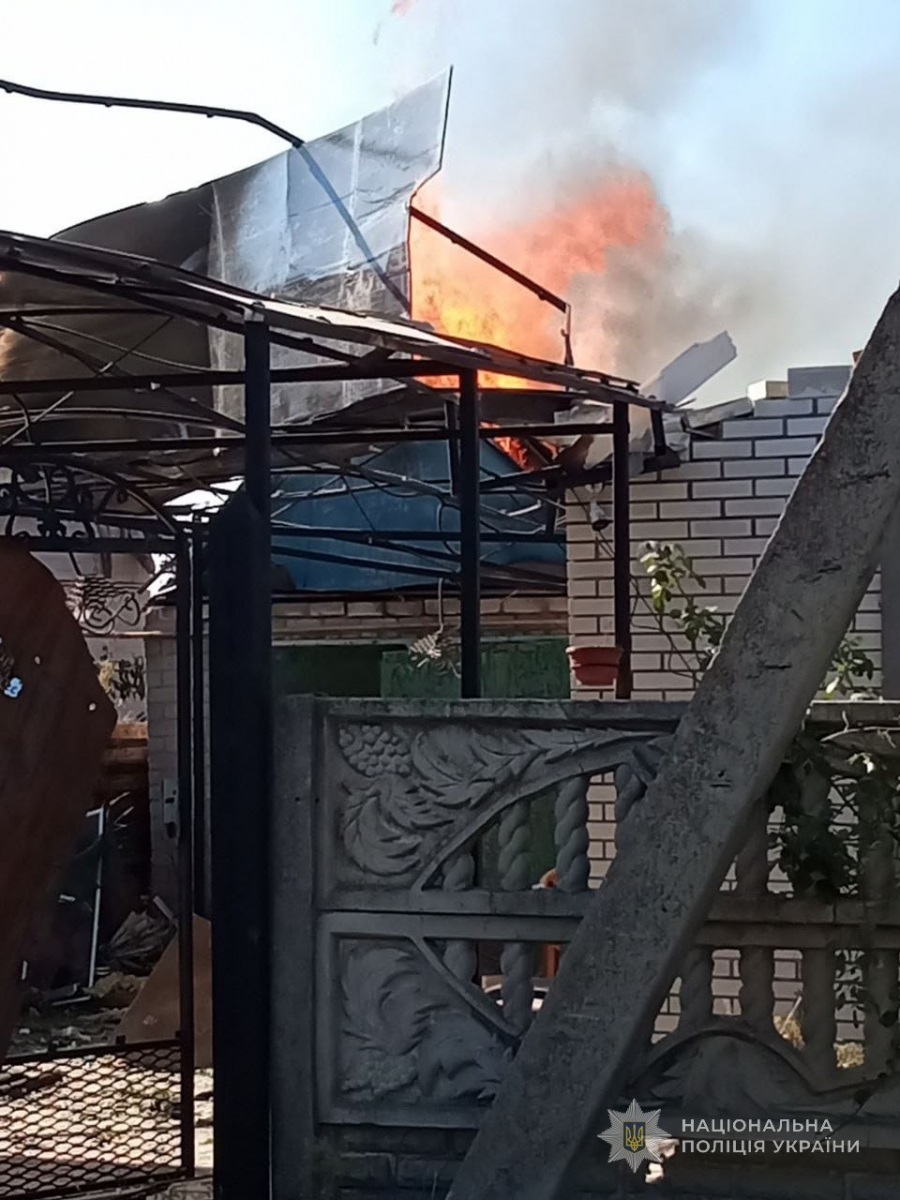 Понад тисячу ударів за добу: на Запоріжжі загинув чоловік, є поранені (фото, відео)