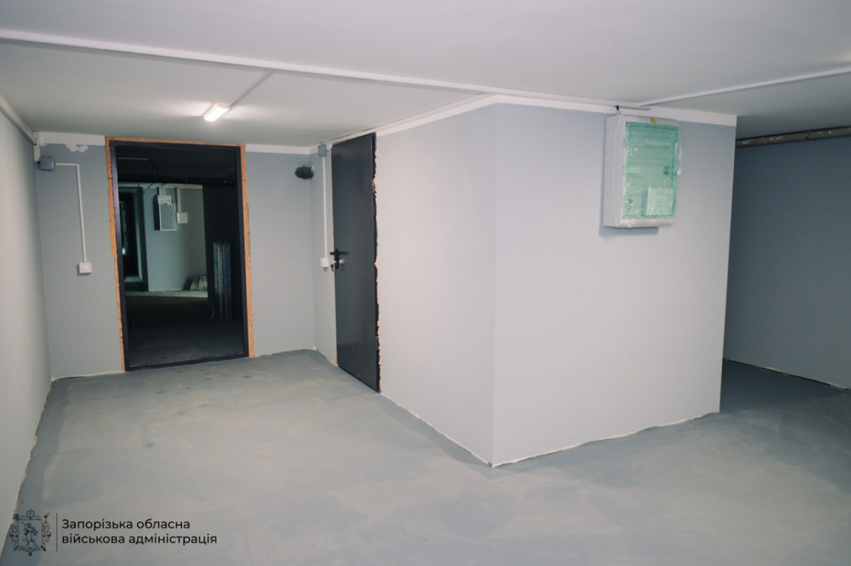 Безпечне навчання для студентів - у запорізькому коледжі будують сучасне укриття (фото)