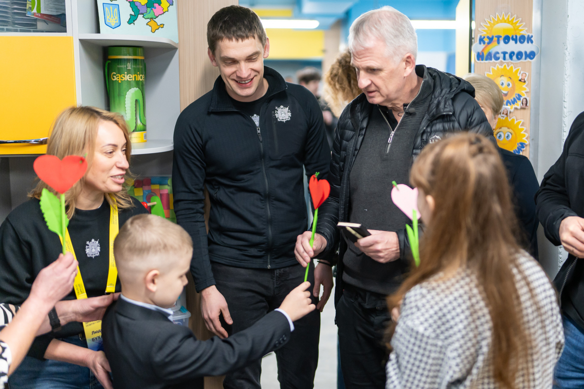 У Запоріжжі відкрили третю підземну школу - як вона виглядала на початку будівництва і зараз (фото, відео)