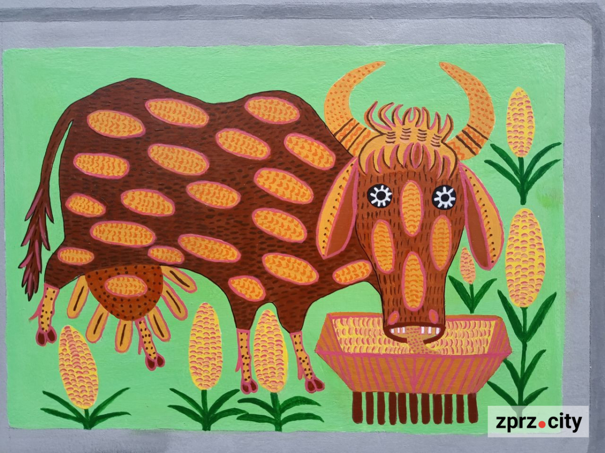 На запорізькій багатоповерхівці стало ще більше фантастичних звірів - фото