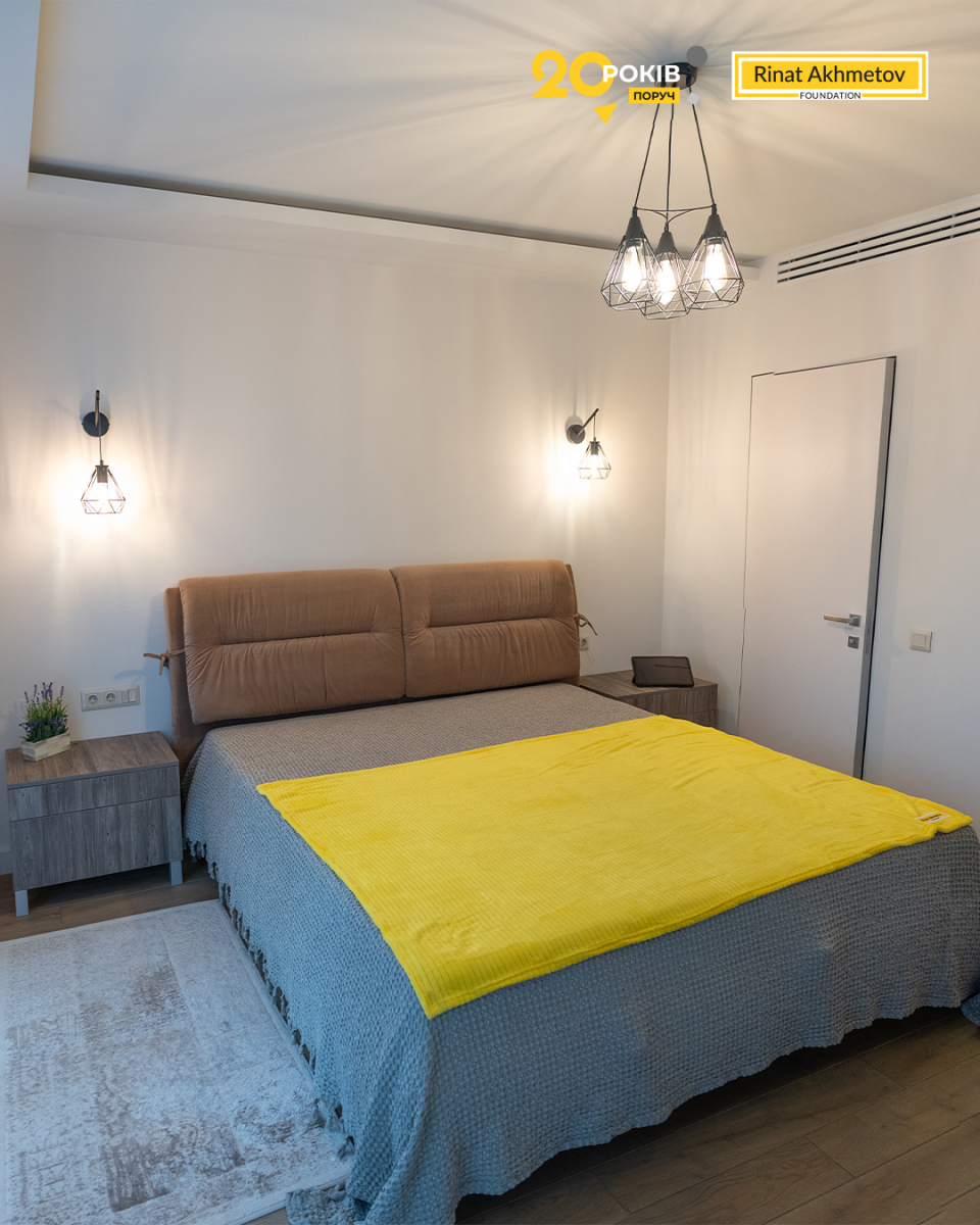 «Новий дім – нові можливості»: Яна Степаненко отримала квартиру від Ріната Ахметова