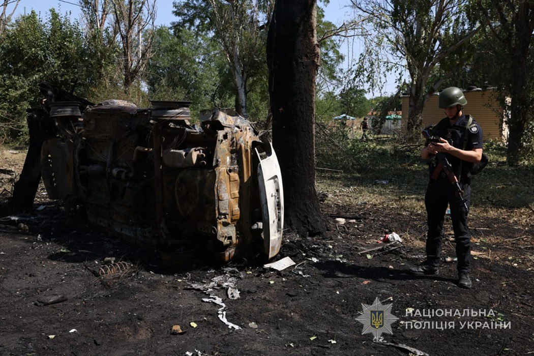 Російська авіація вдарила чотирма КАБами по Запоріжжю та району: є поранені,  дитина - у важкому стані (фото, відео)