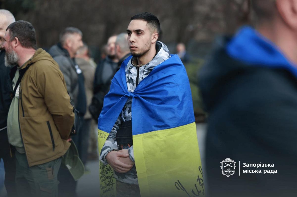 «Вони тримали фронт заради нашого майбутнього»: у Запоріжжі вшанували пам'ять воїнів стрілецького батальйону (фото)