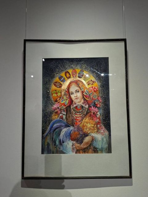 Українські пісні ожили у вишивці: у Запоріжжі відкрилася виставка писанок, рушників, мотанок (фото)