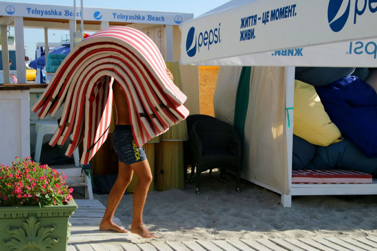 Сезон відпусток - де запоріжці можуть відпочити на пляжі та викупатися
